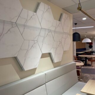 Panneau acoustique hexagonal