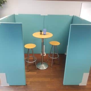 cloison sur pied acoustique en forme de box